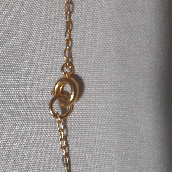 🌹Goldtone pearlescent bead dainty necklace childs - Picture 5 of 5